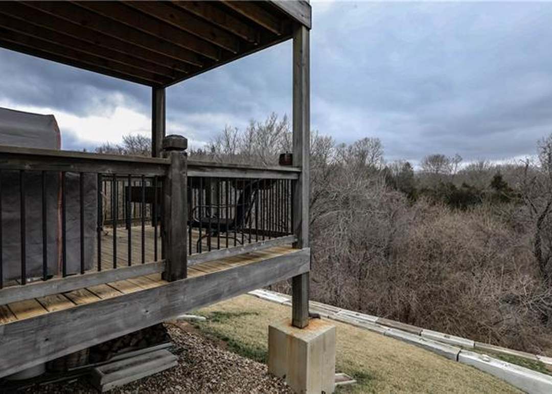 8500 Valley Spring Drive — photo 34