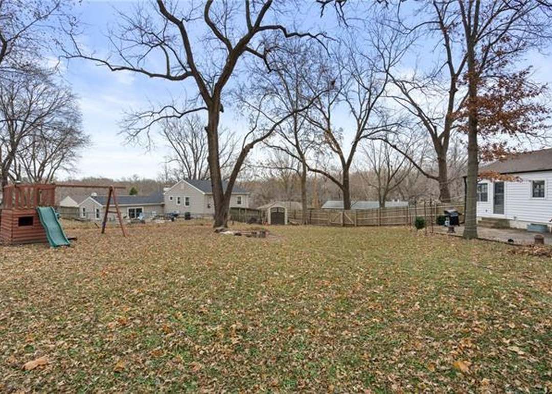 8500 W 79TH Street — photo 41