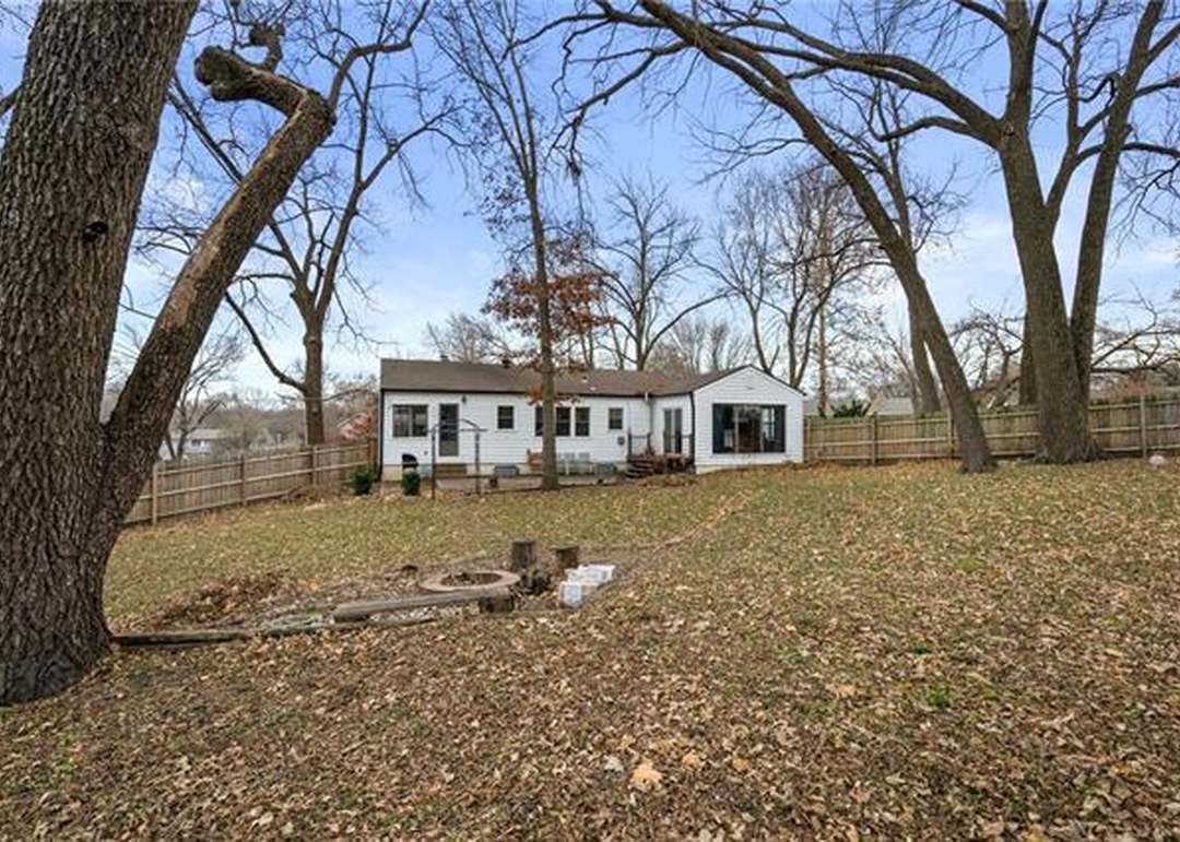 8500 W 79TH Street — photo 44