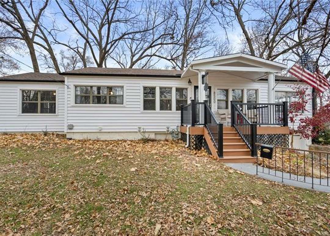 8500 W 79TH Street — photo 50