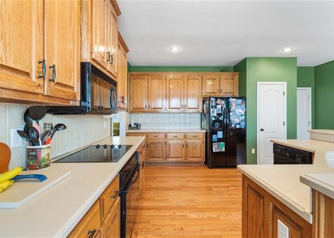 8506 Widmer Road — photo 11