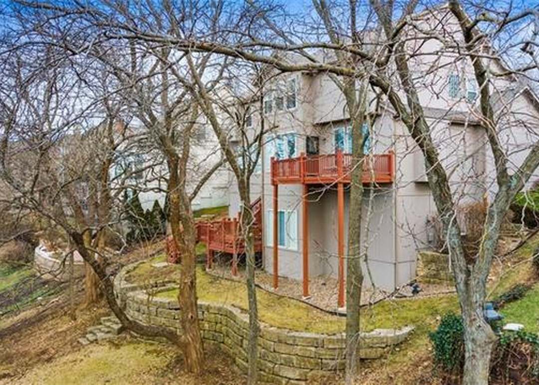 8506 Widmer Road — photo 33