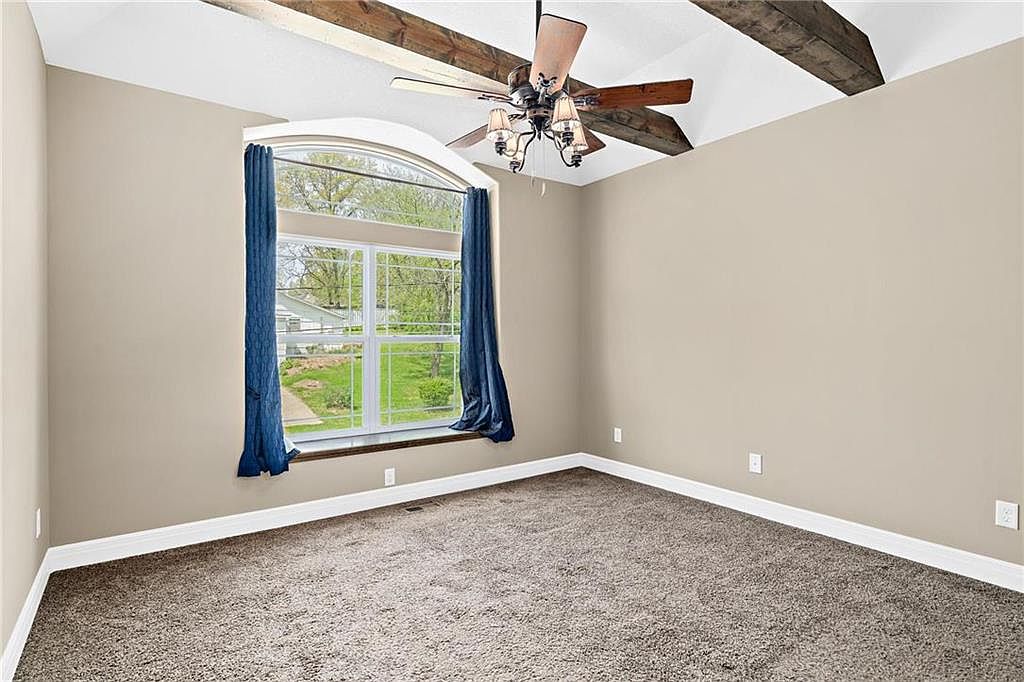 8527 N Highland Avenue — photo 19