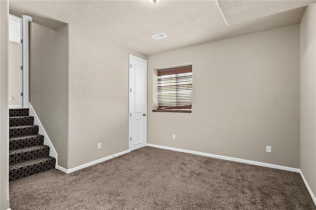 8527 N Highland Avenue — photo 24