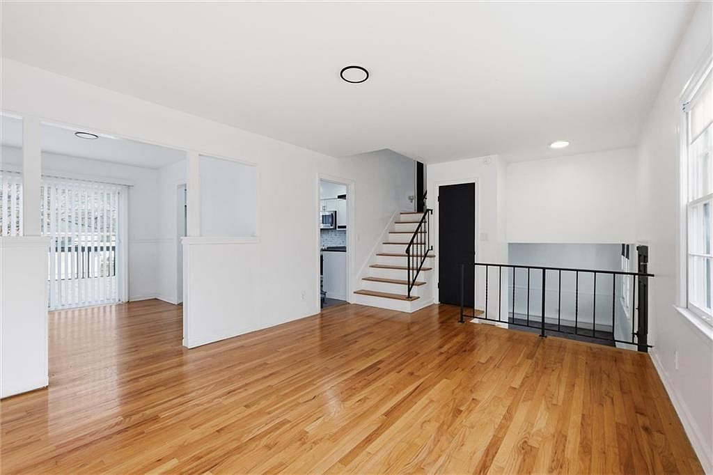 8529 Crescent Avenue — photo 8