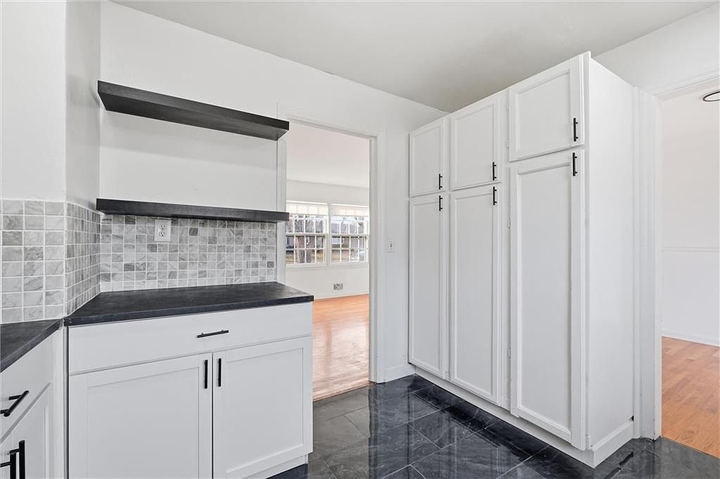 8529 Crescent Avenue — photo 12