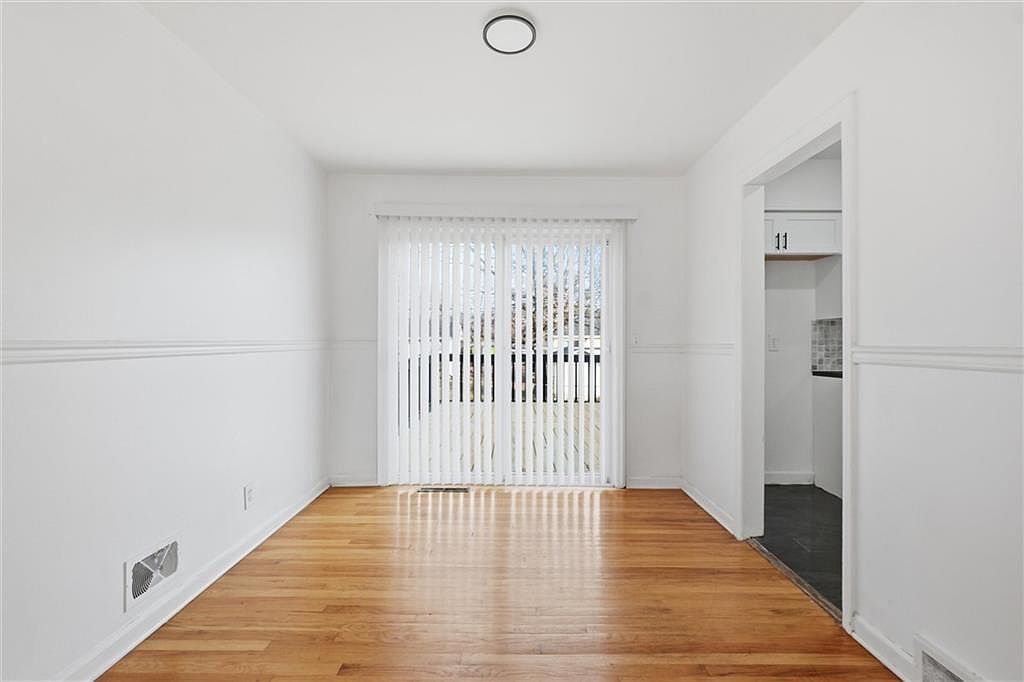 8529 Crescent Avenue — photo 14