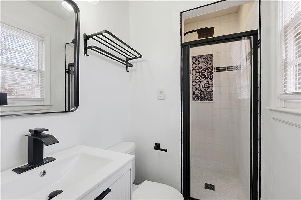 8529 Crescent Avenue — photo 19