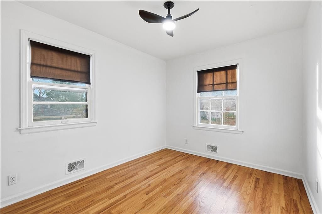 8529 Crescent Avenue — photo 20