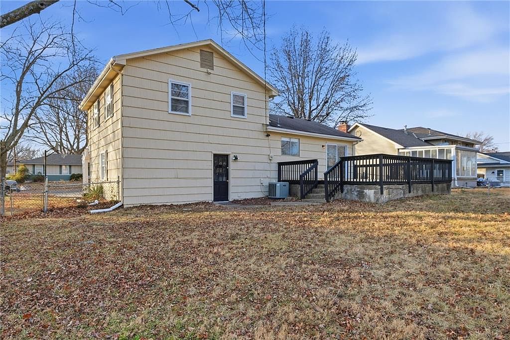 8529 Crescent Avenue — photo 31