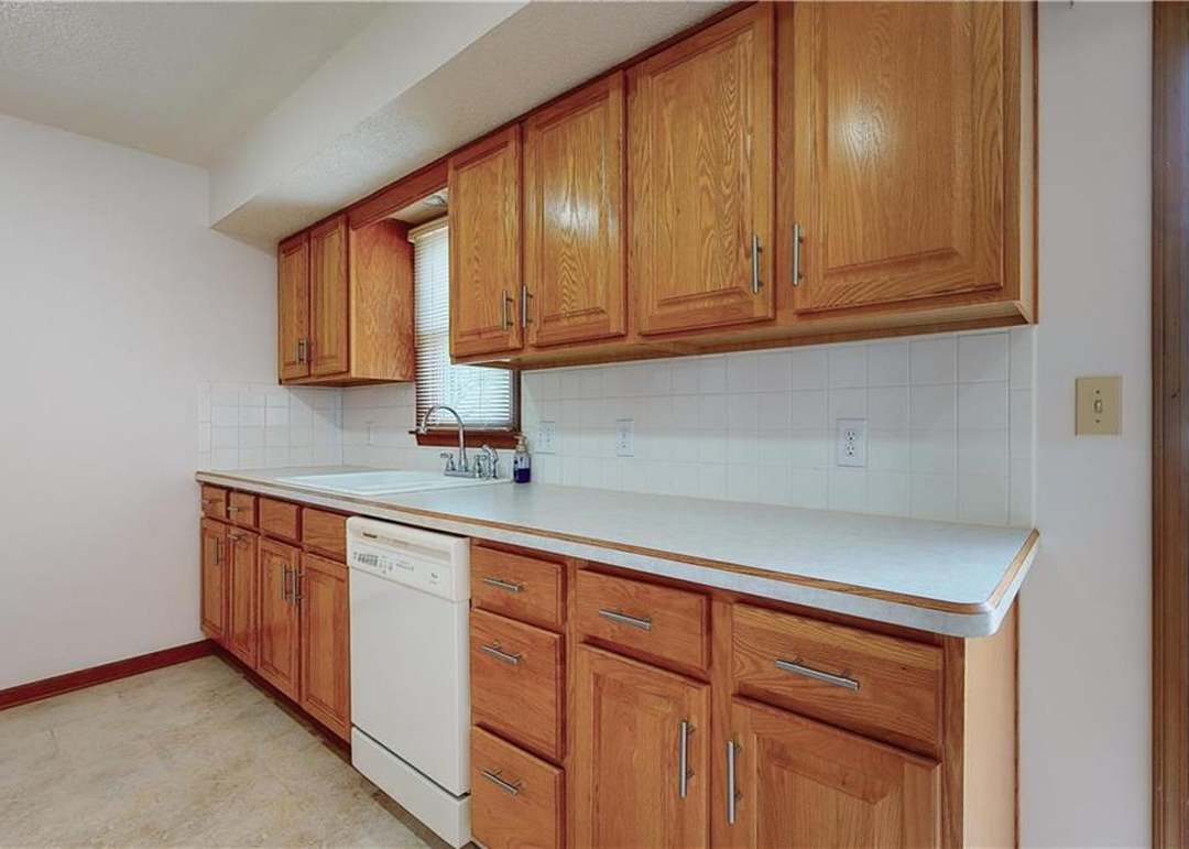 8540 Larsen Street — photo 12