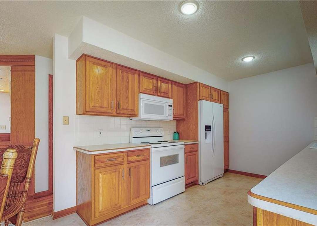 8540 Larsen Street — photo 13