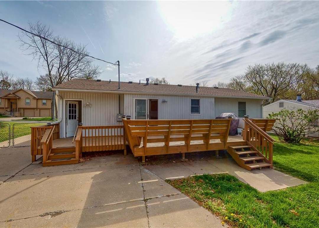 8540 Larsen Street — photo 26