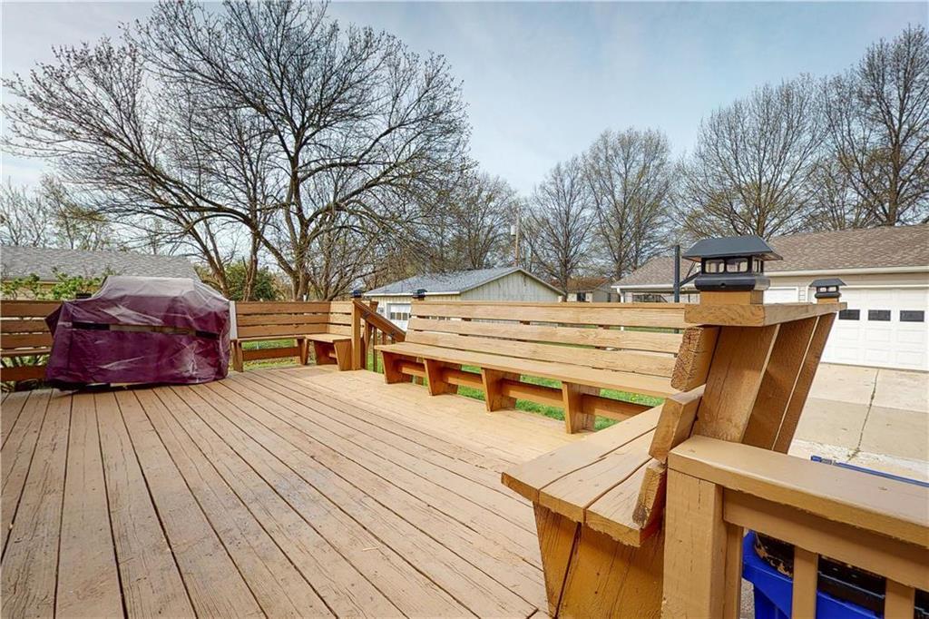 8540 Larsen Street — photo 30
