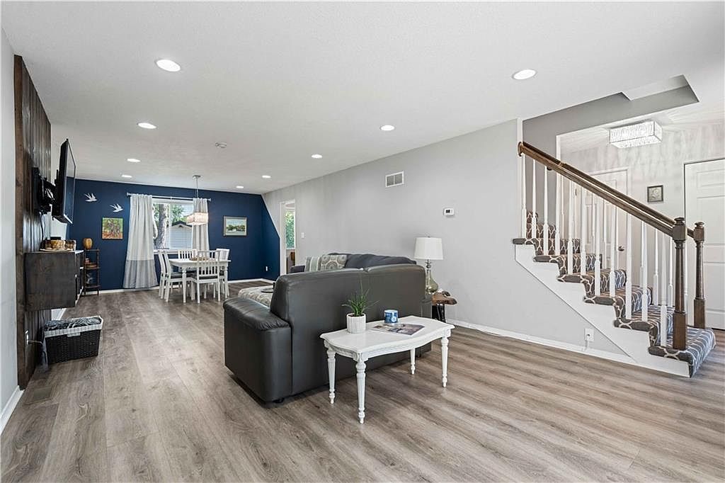 8560 W 85th Street — photo 5