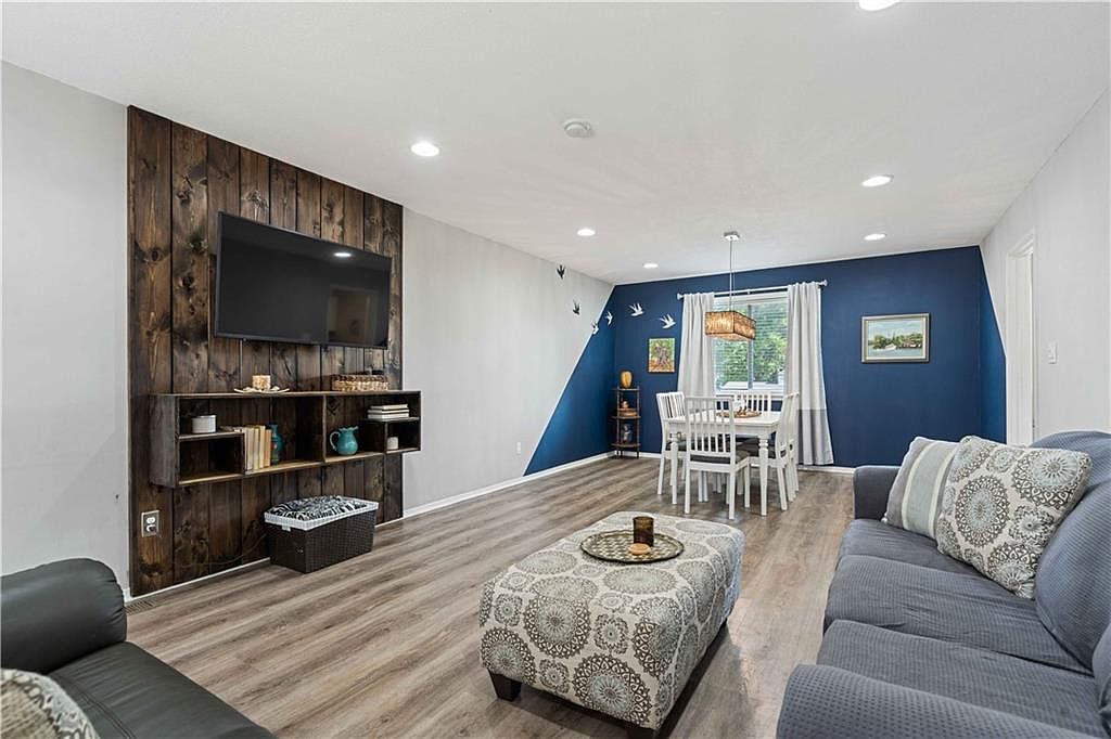 8560 W 85th Street — photo 10