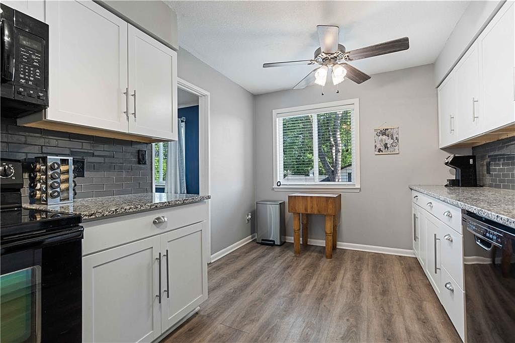 8560 W 85th Street — photo 13