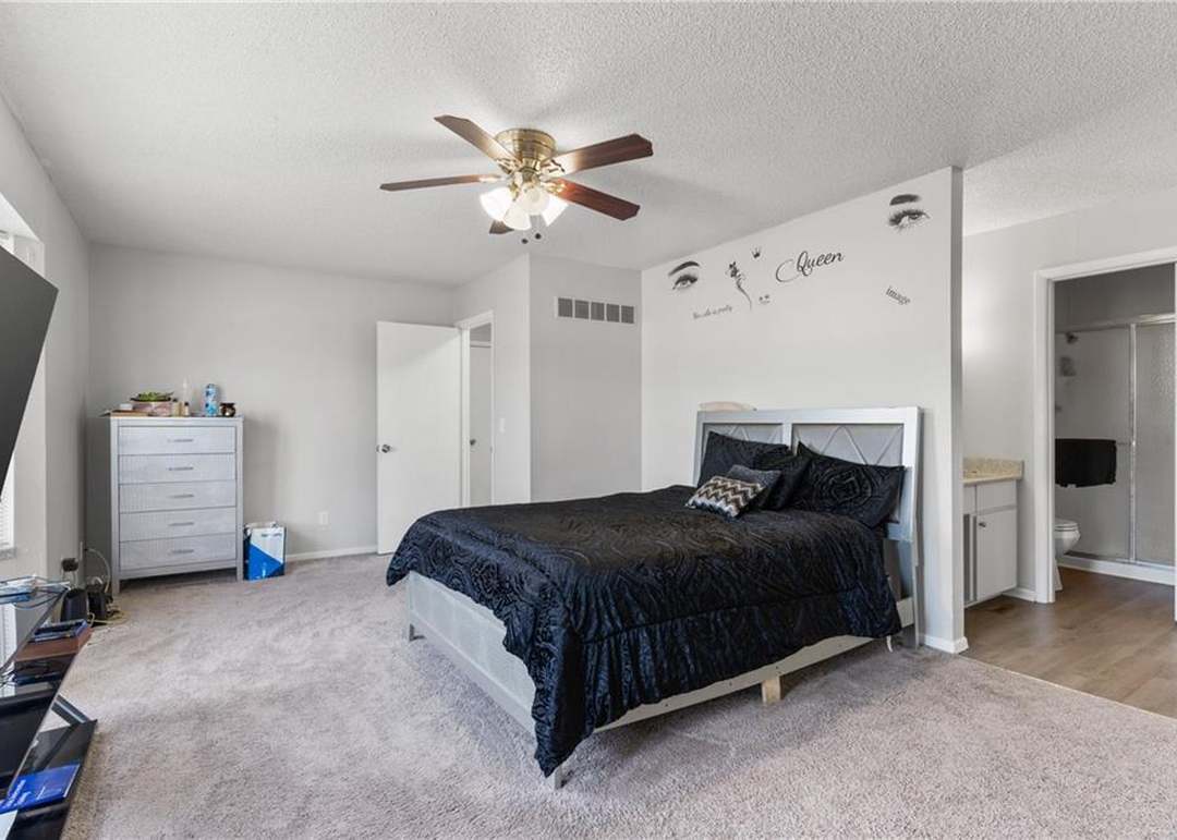 8601 Countryshire Lane — photo 14