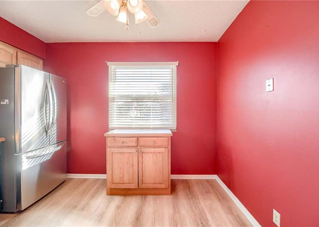8615 W 83rd Street — photo 12