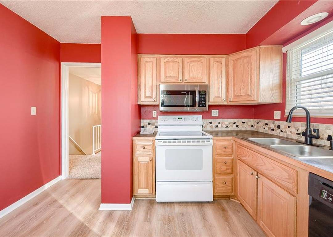 8615 W 83rd Street — photo 15