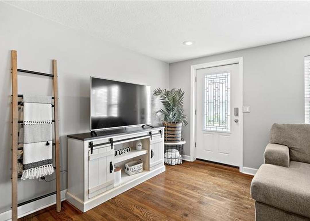 8616 Hayes Street — photo 6