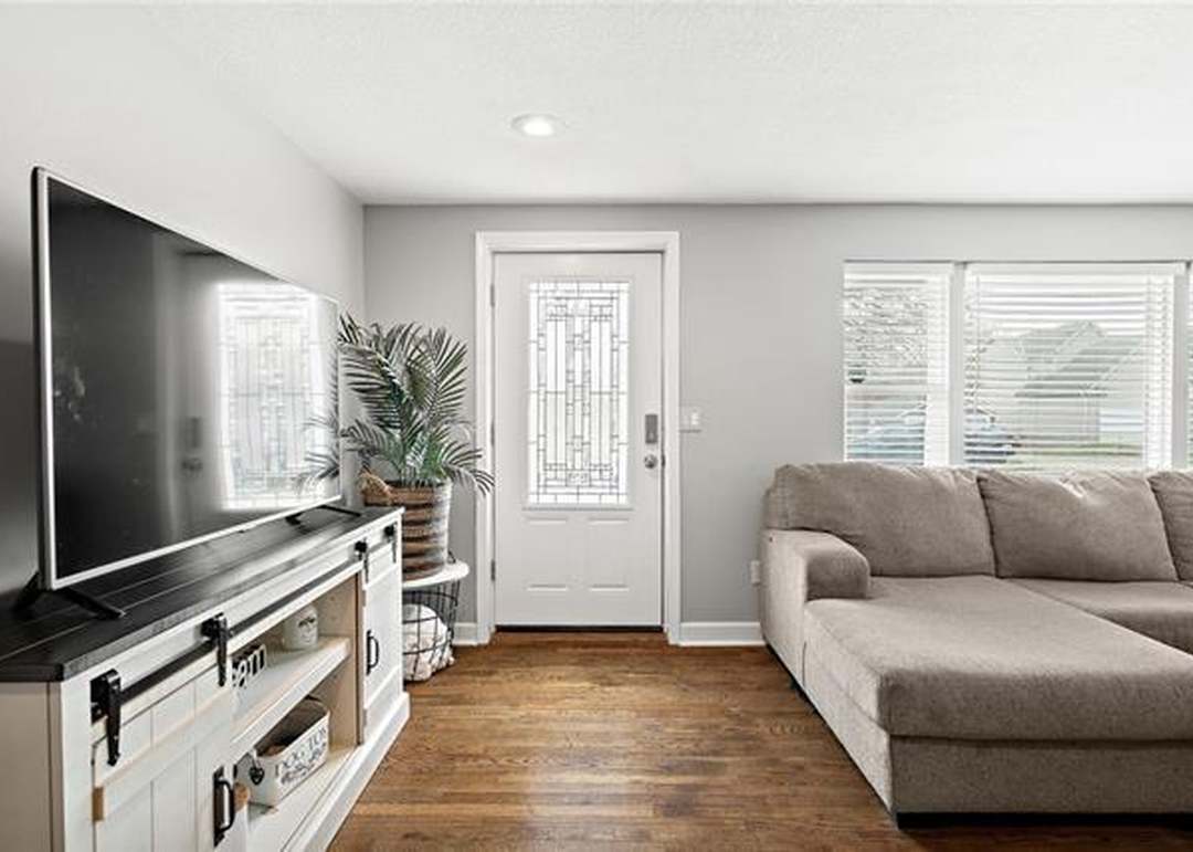 8616 Hayes Street — photo 14
