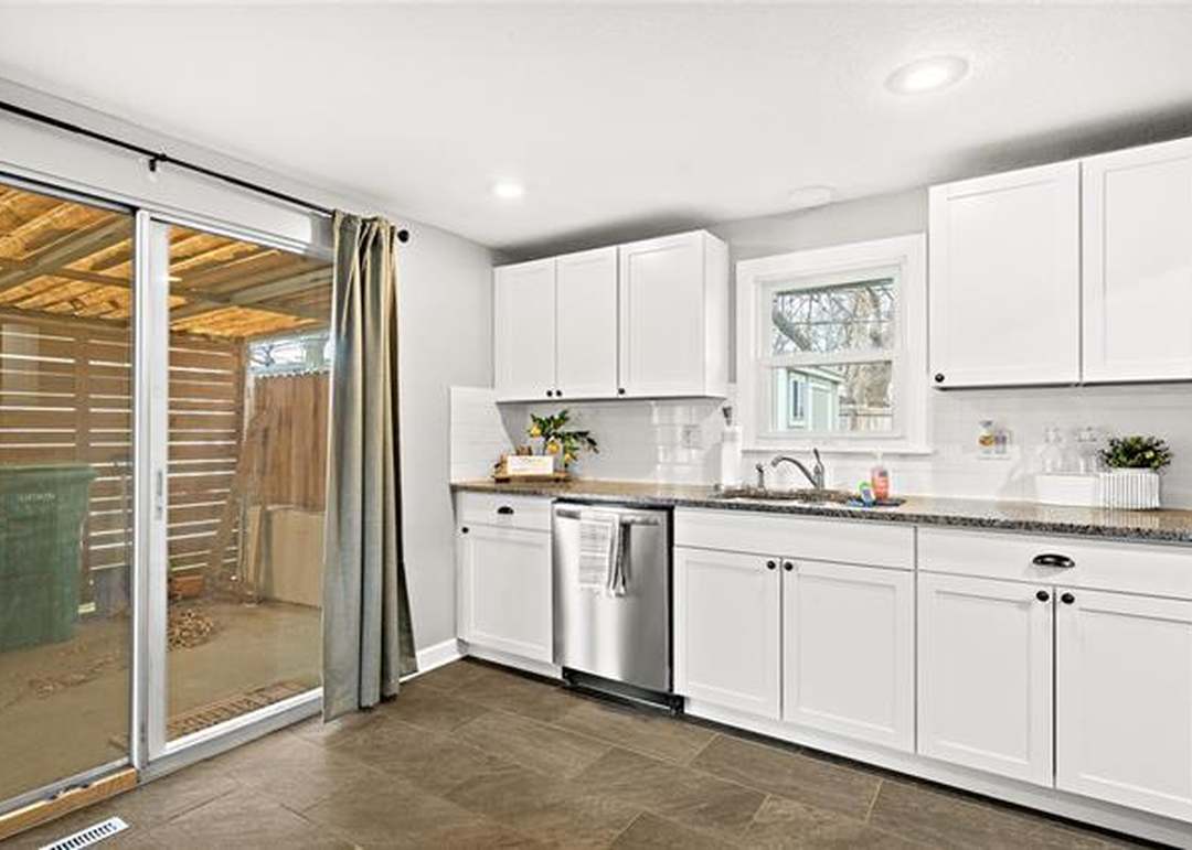 8616 Hayes Street — photo 21