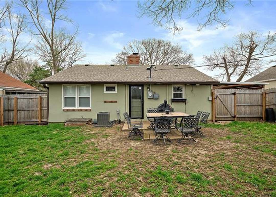 8616 Hayes Street — photo 31