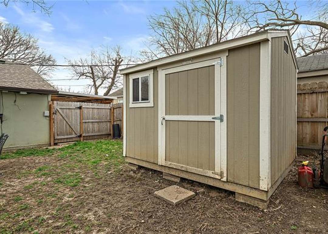 8616 Hayes Street — photo 35