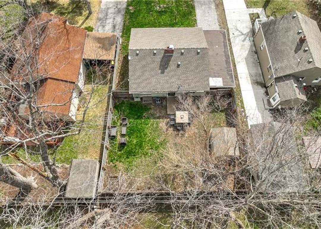 8616 Hayes Street — photo 39