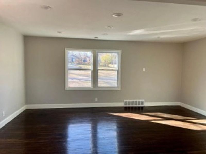 8701 Rainbow Lane — photo 6