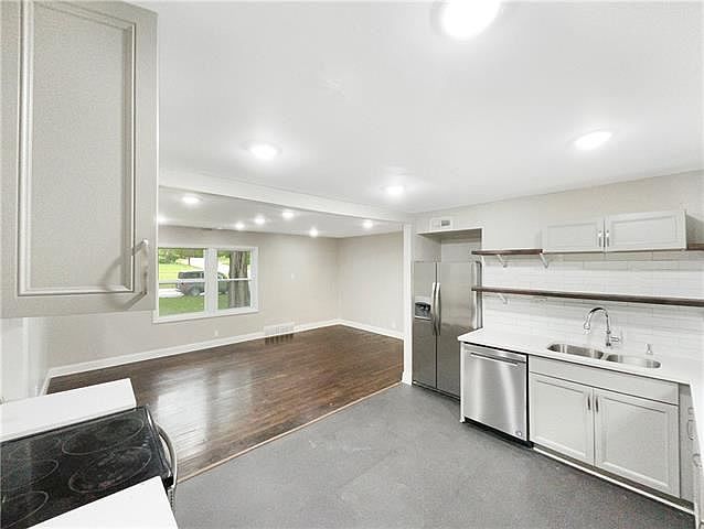 8701 Rainbow Lane — photo 49