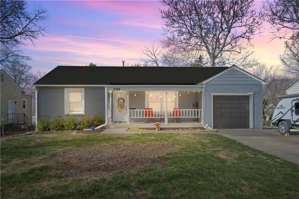 8748 Daniel Boone Road — photo 1