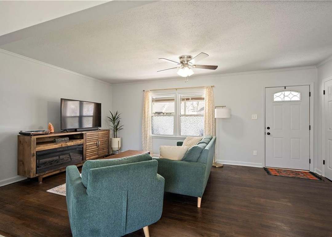 8748 Daniel Boone Road — photo 2