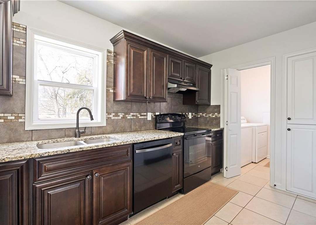 8748 Daniel Boone Road — photo 4