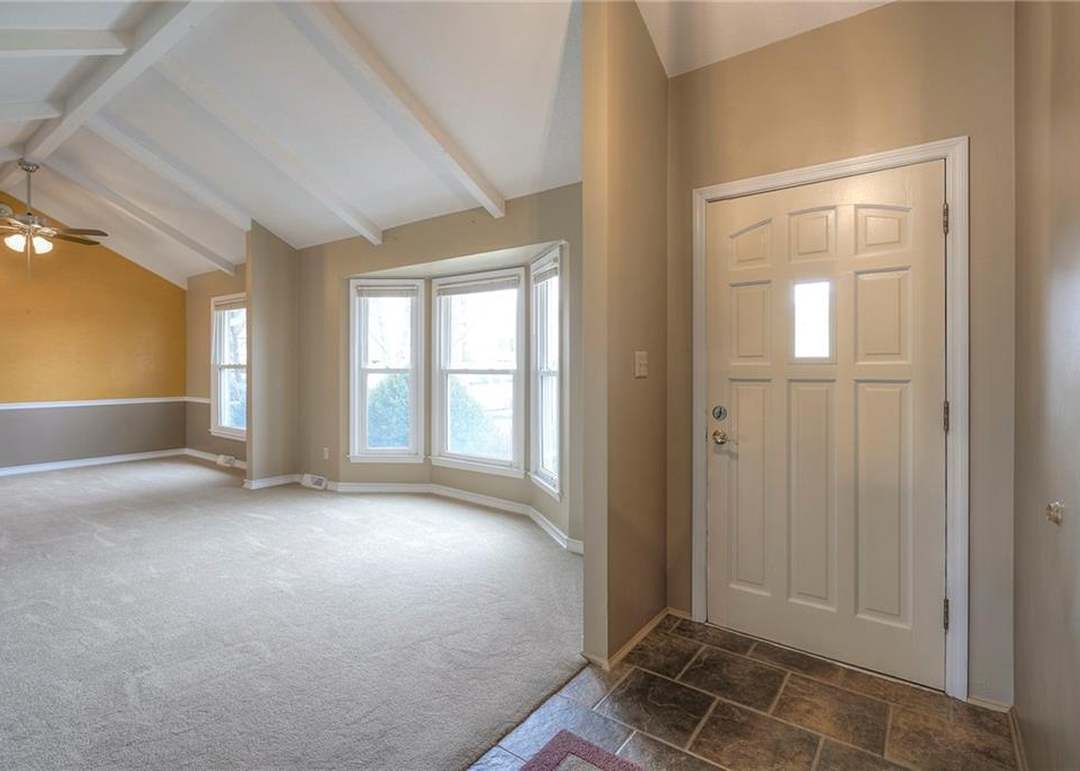 8749 Park Street — photo 10