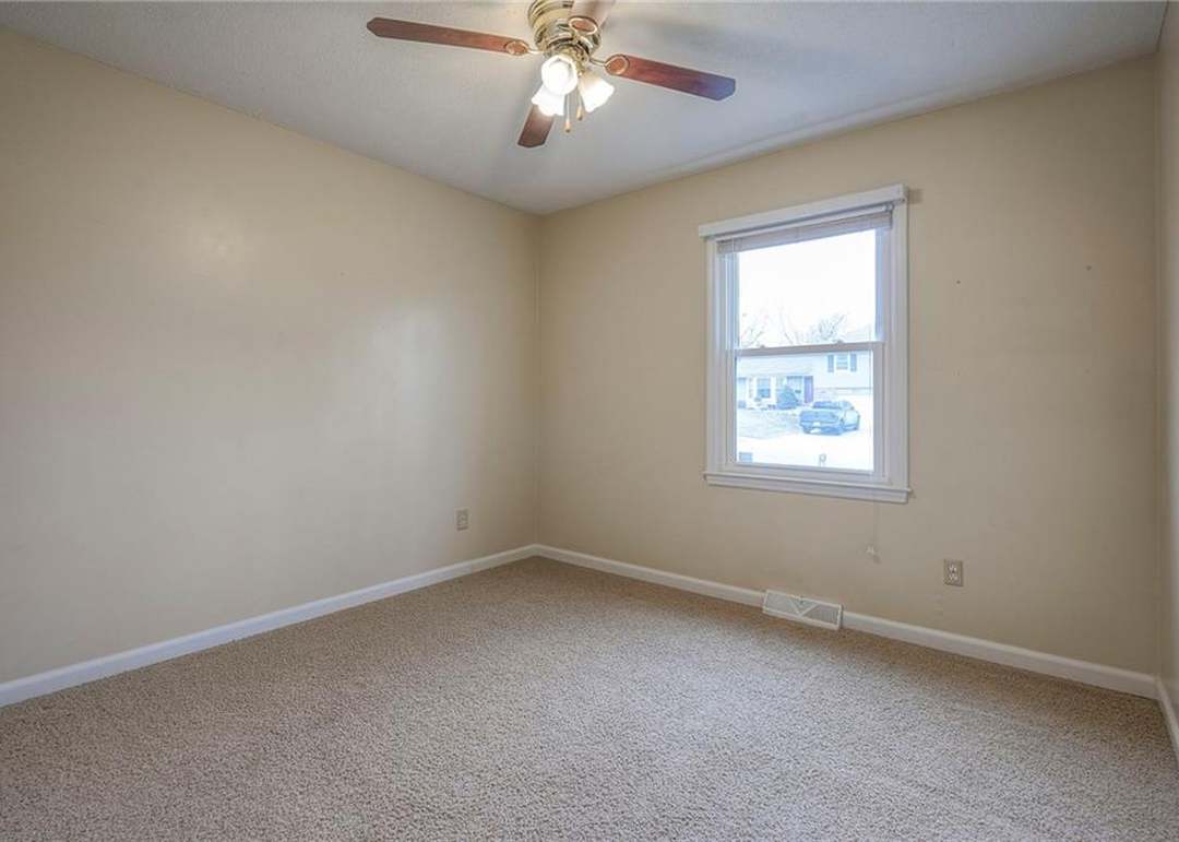 8749 Park Street — photo 27