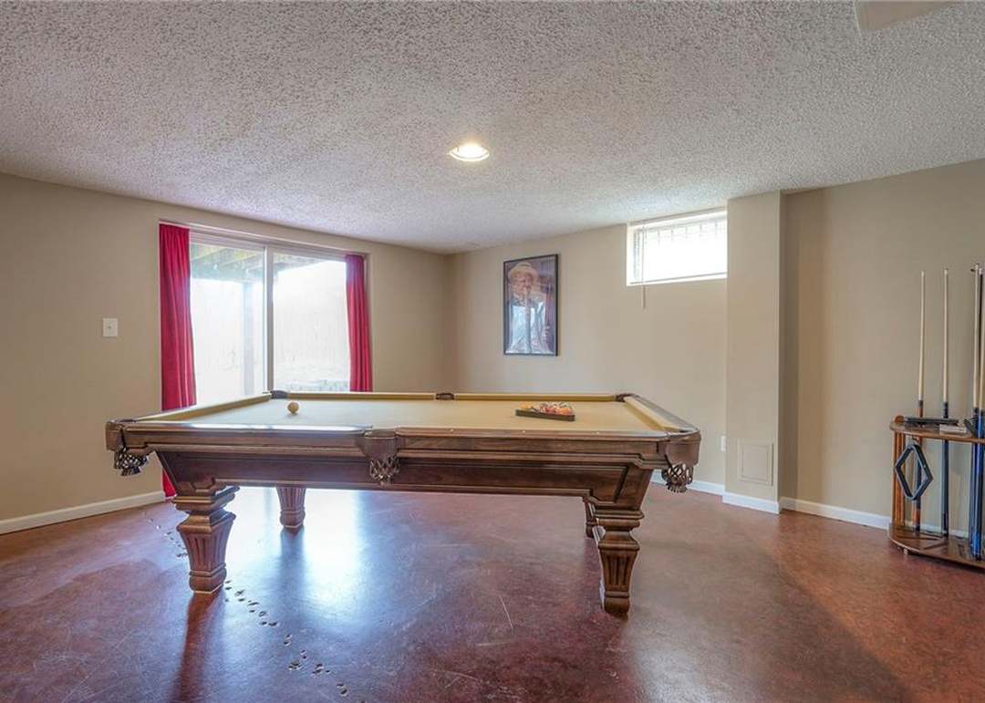 8749 Park Street — photo 35