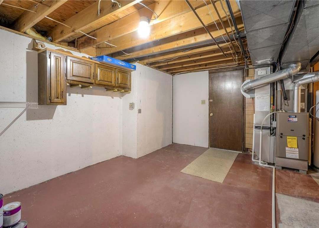 8749 Park Street — photo 38