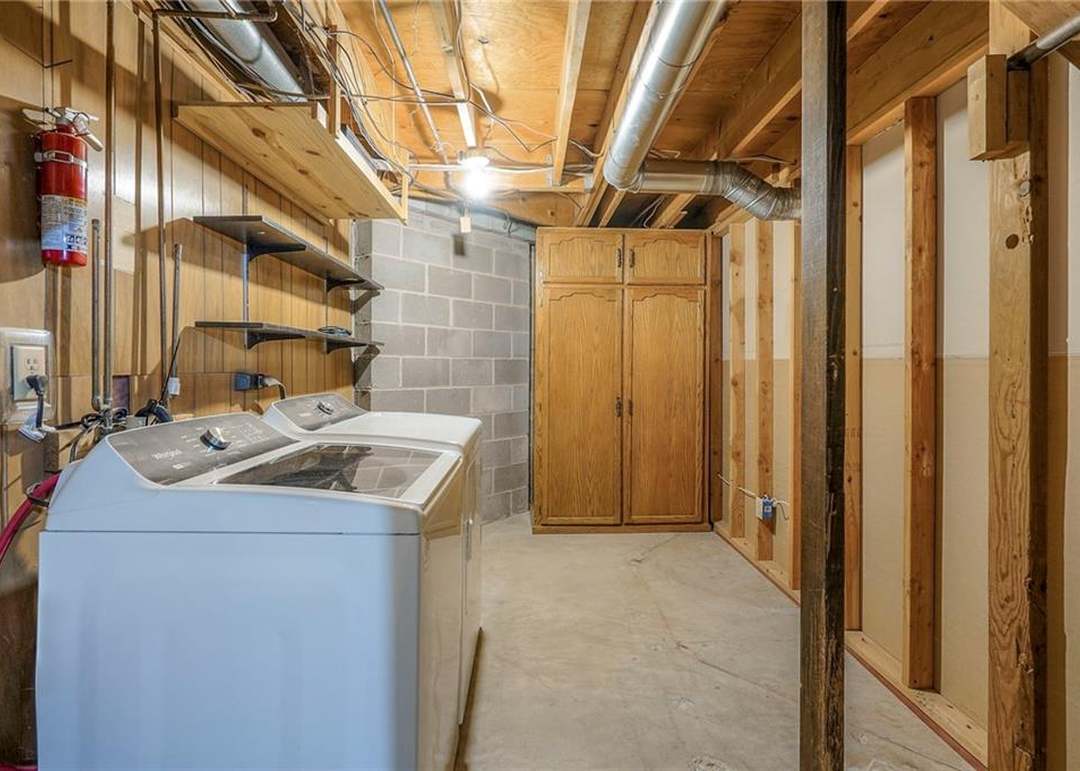 8749 Park Street — photo 39