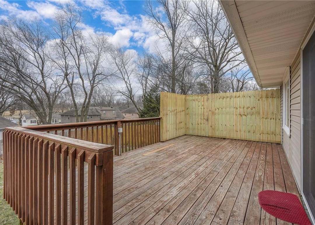 8749 Park Street — photo 44