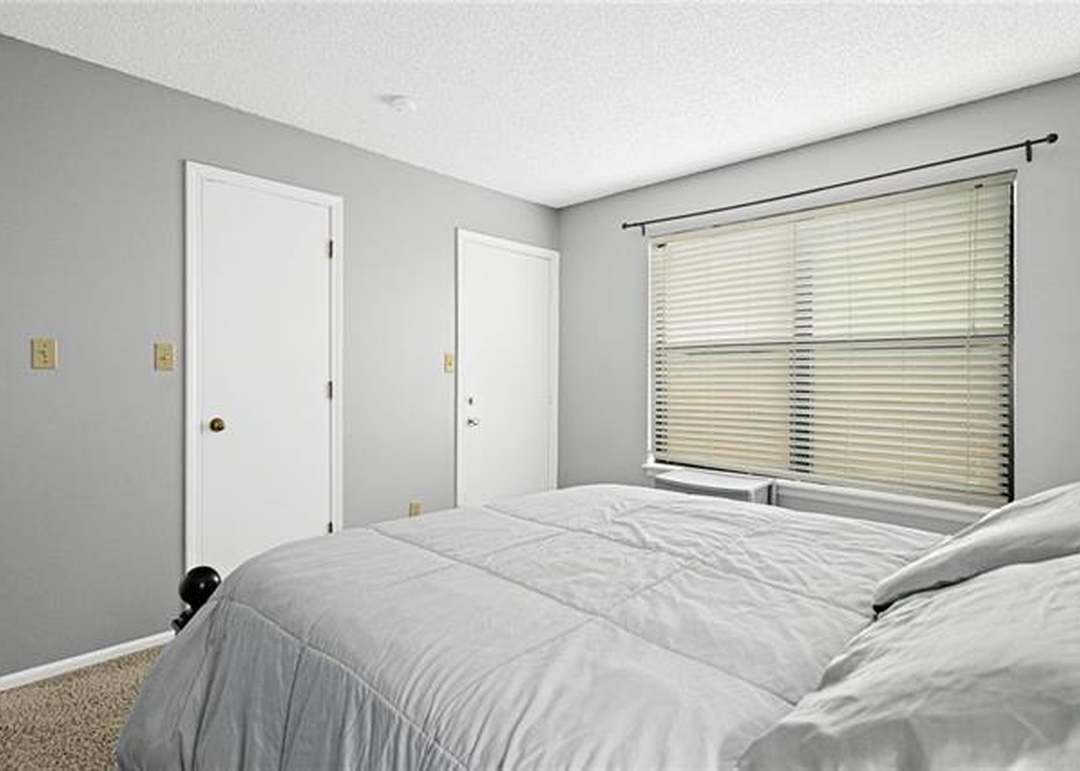 8797 W 106TH Terrace — photo 5