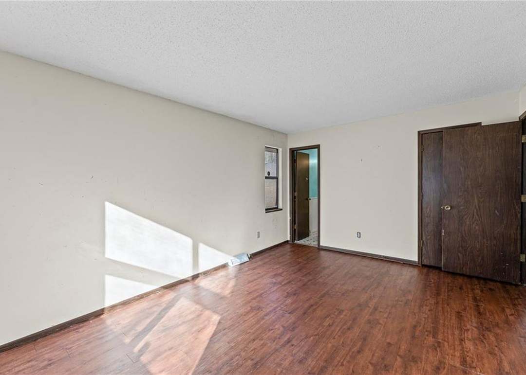 8801 E 109th Terrace — photo 20