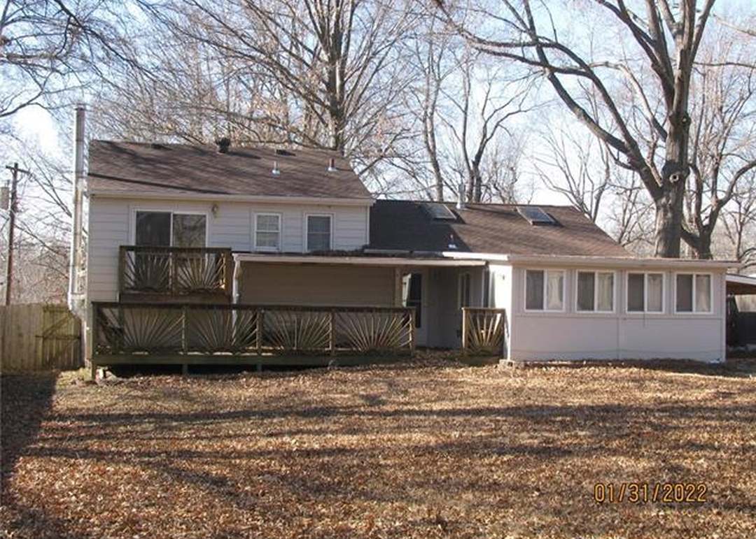 8811 Glenwood Avenue — photo 9