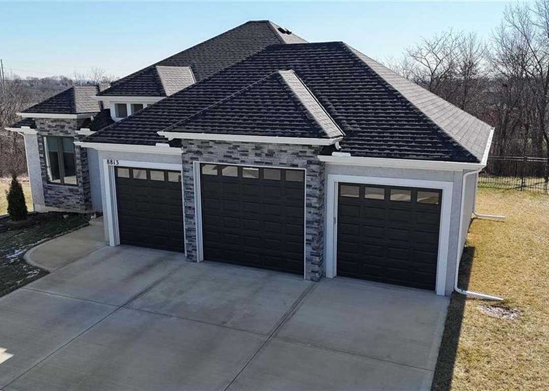8813 N LISTER Court — photo 47
