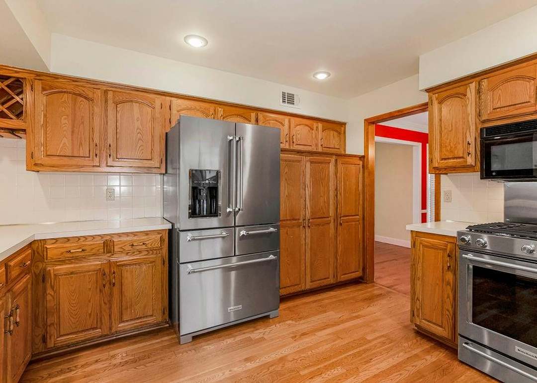 8813 W 116th Street — photo 6