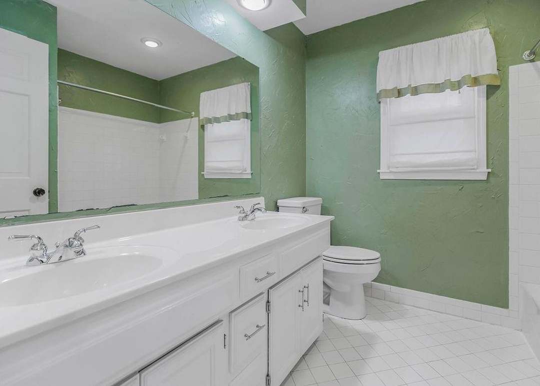 8813 W 116th Street — photo 24