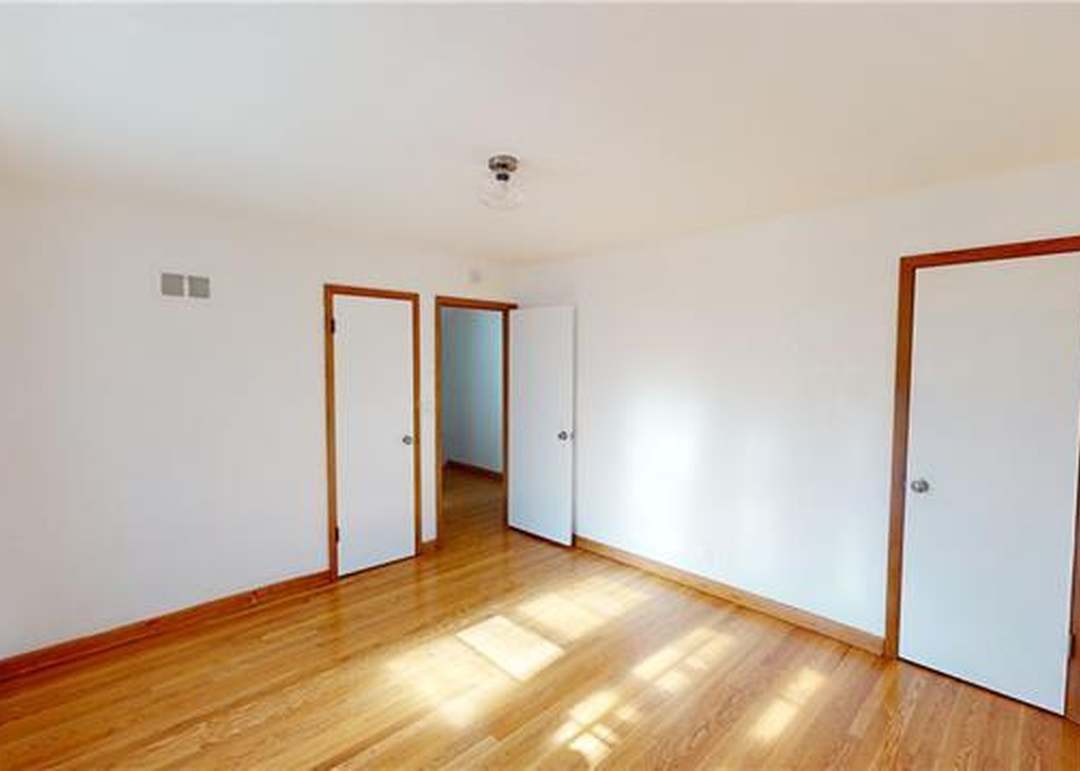 8815 E 52nd Terrace — photo 18