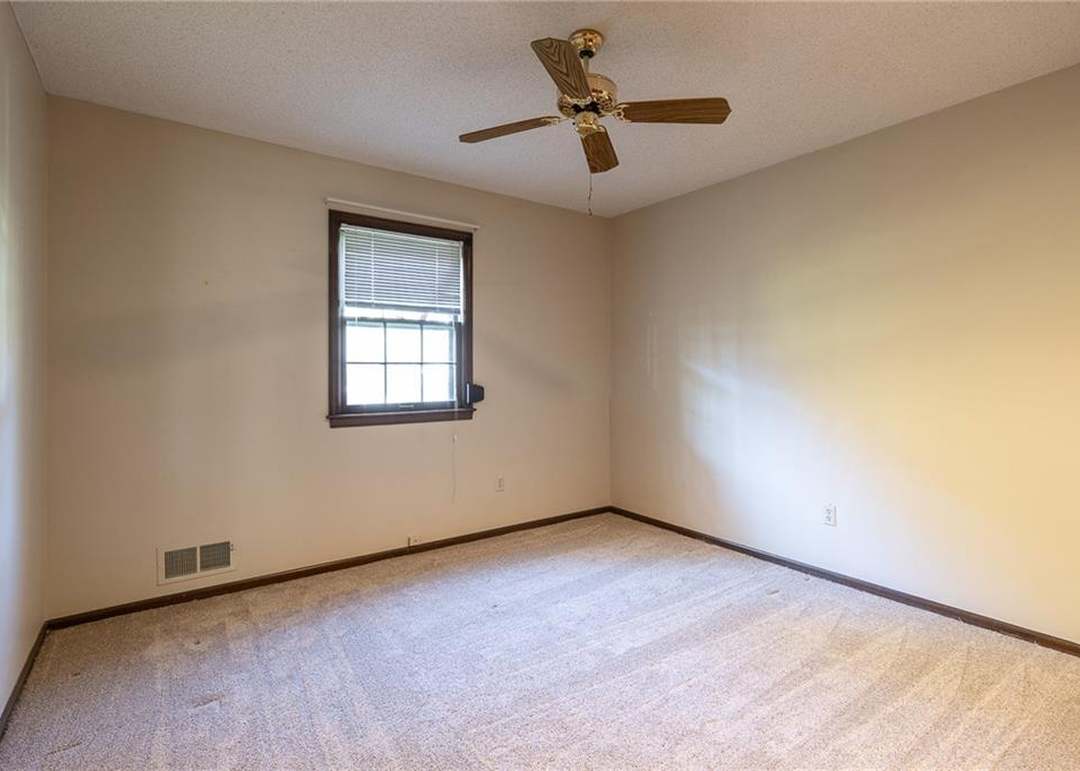 8830 Cedar Drive — photo 7