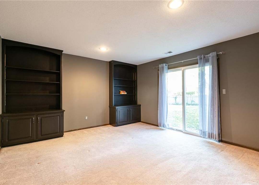 8830 Cedar Drive — photo 31